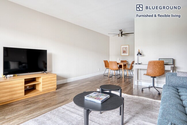 Foto del edificio - 622 Edgewater Blvd