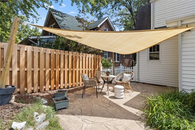 Foto del edificio - 7525 Suffolk Ave