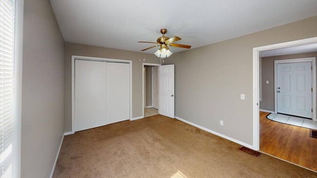 Building Photo - 510 Poplar St