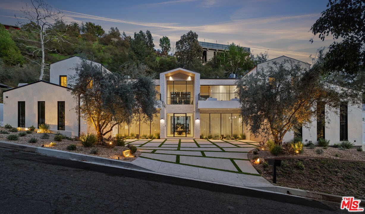 Foto principal - 10950 Verano Rd