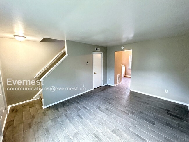 Foto del edificio - 1319 Minefee St