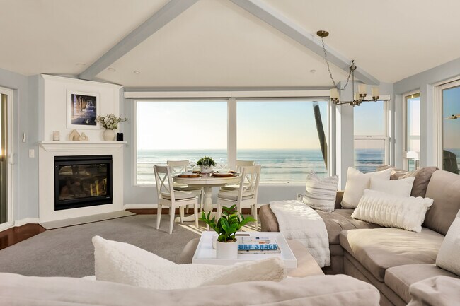 Foto del edificio - 2949 Ocean Front Walk