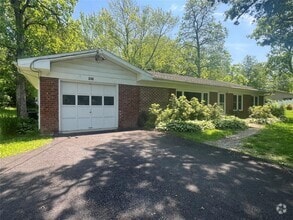 Building Photo - 316 NY-32