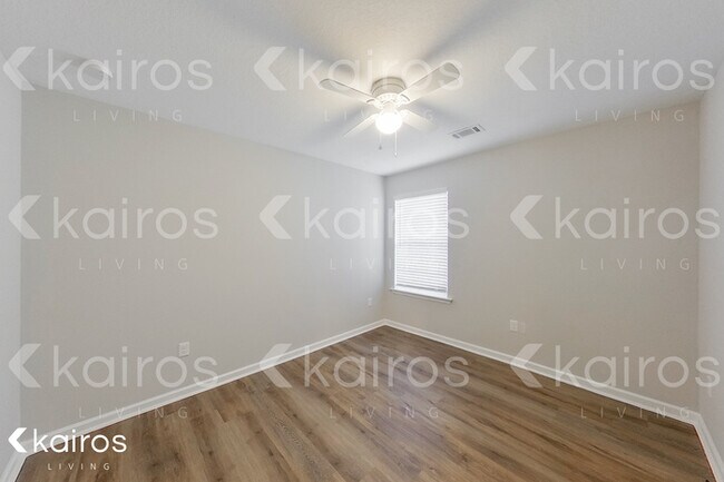 Building Photo - 176 Cottage Grove Rd.