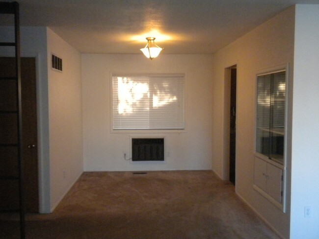 Foto del edificio - Beautiful 3-Bed, 2.5-Bath Home in Wenatchee