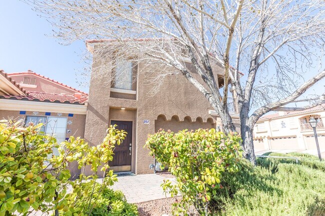 Foto del edificio - Available! 2 Bedroom Townhome inside Pacif...