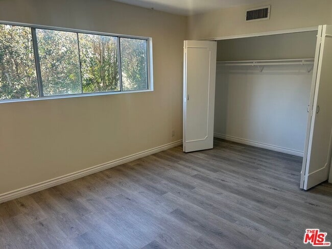 Building Photo - 1440 Reeves St