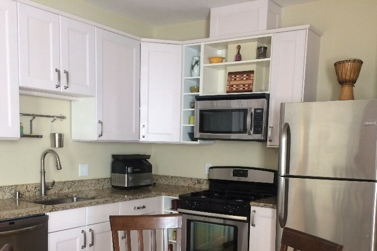 Kitchen - 120 5th Ave S