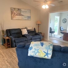 Building Photo - 500 Willow Green Dr