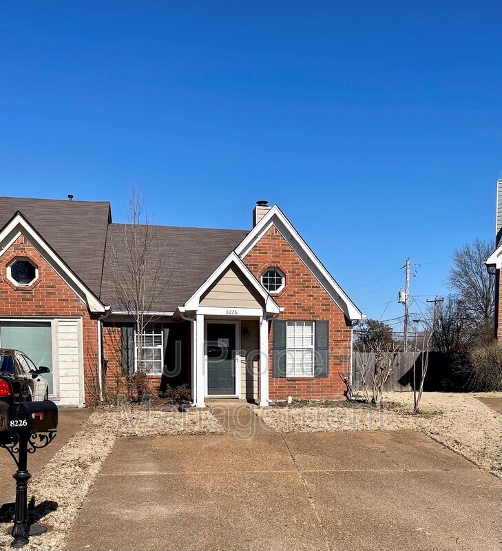 Photo - 8226 Town N Country Dr