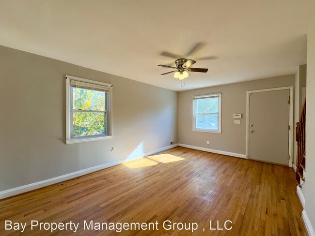 Building Photo - 3 br, 1 bath House - 3710 Springwood Ave
