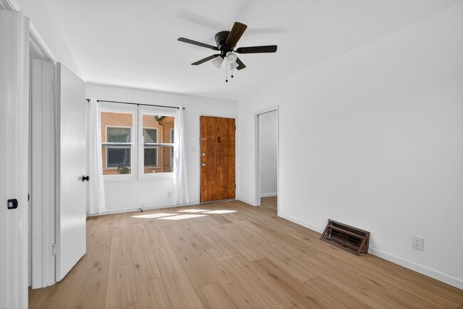 Building Photo - 3312 2nd St