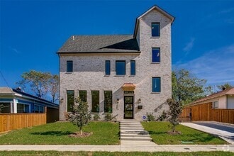Building Photo - 424 N Denver St
