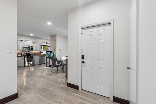 Foto del edificio - 18087 SW 30th Ct