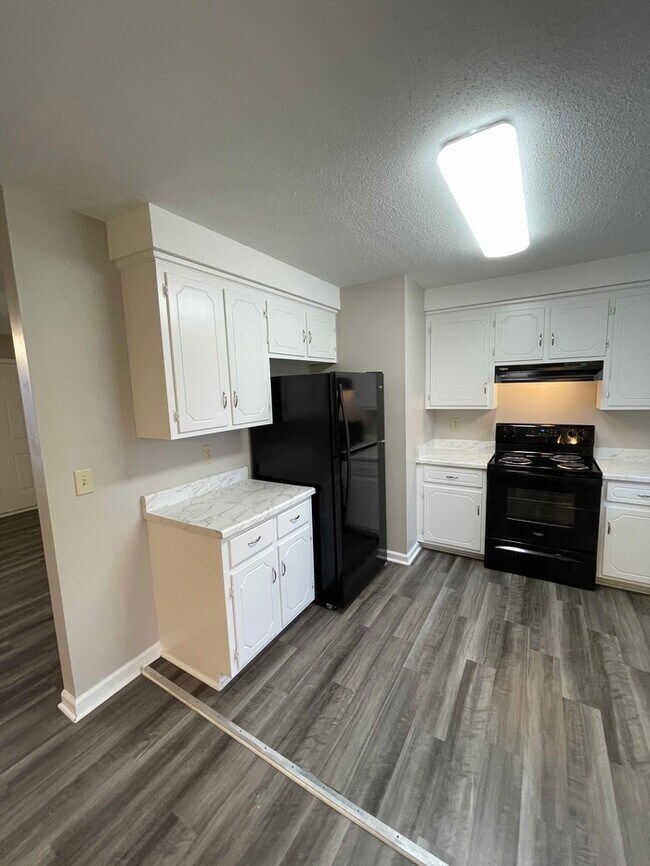 Foto del edificio - 1005 Peachers Mill Rd