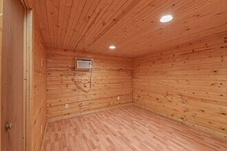 Building Photo - 20011 Parkway Ln