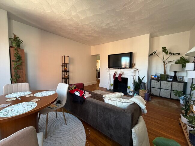 Foto del edificio - 22 Davis Ave