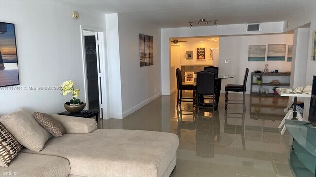 Foto del edificio - 2 br, 2 bath Condo - 1370 S Ocean Blvd Apt...