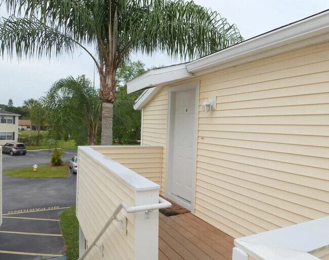 Foto del edificio - 140 Hunter Lake Dr