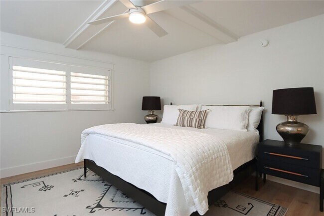 Foto del edificio - 222 Harbour Dr