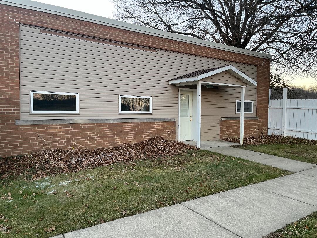 Foto principal - 1260 Cherrytree Rd