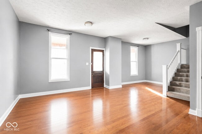 Building Photo - 1124 Evison St