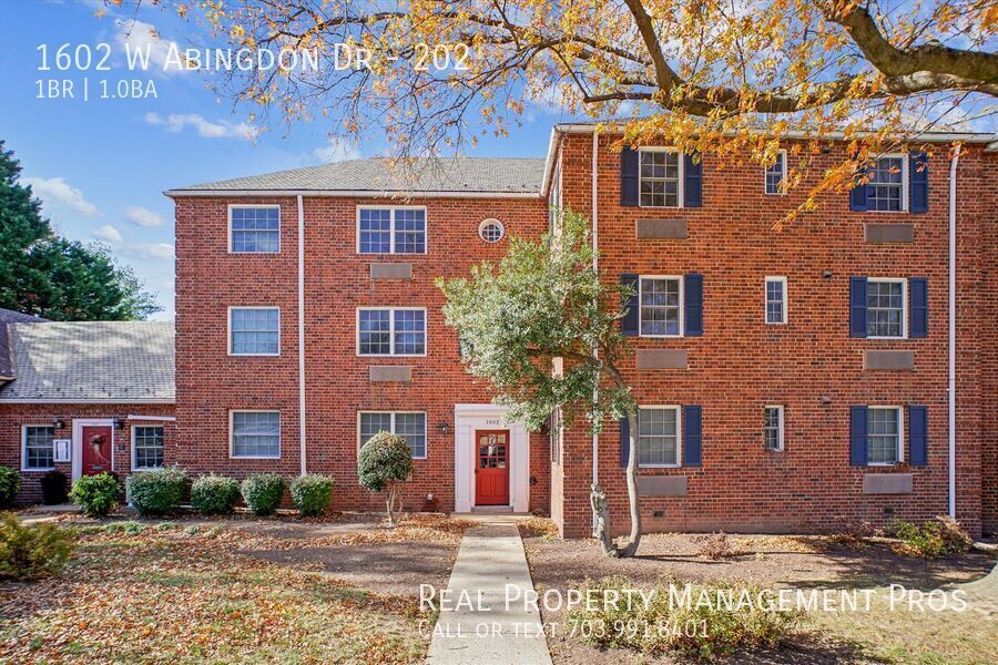 Photo - 1602 W Abingdon Dr-202