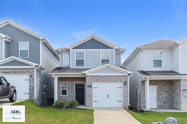 Building Photo - 6061 Rainbow Row