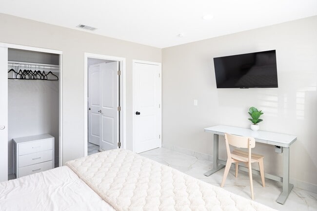 Building Photo - 2719 Mar Les Ln