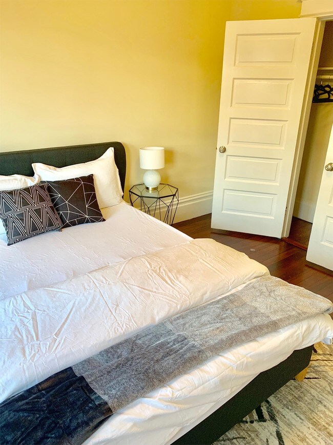 Foto del edificio - 2 S Van Ness Ave