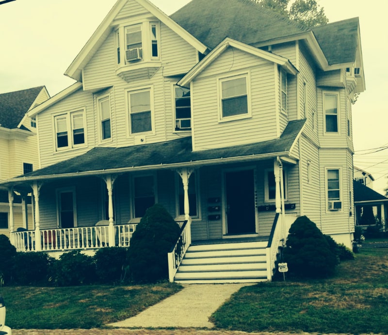 Primary Photo - 219-211 11th Ave