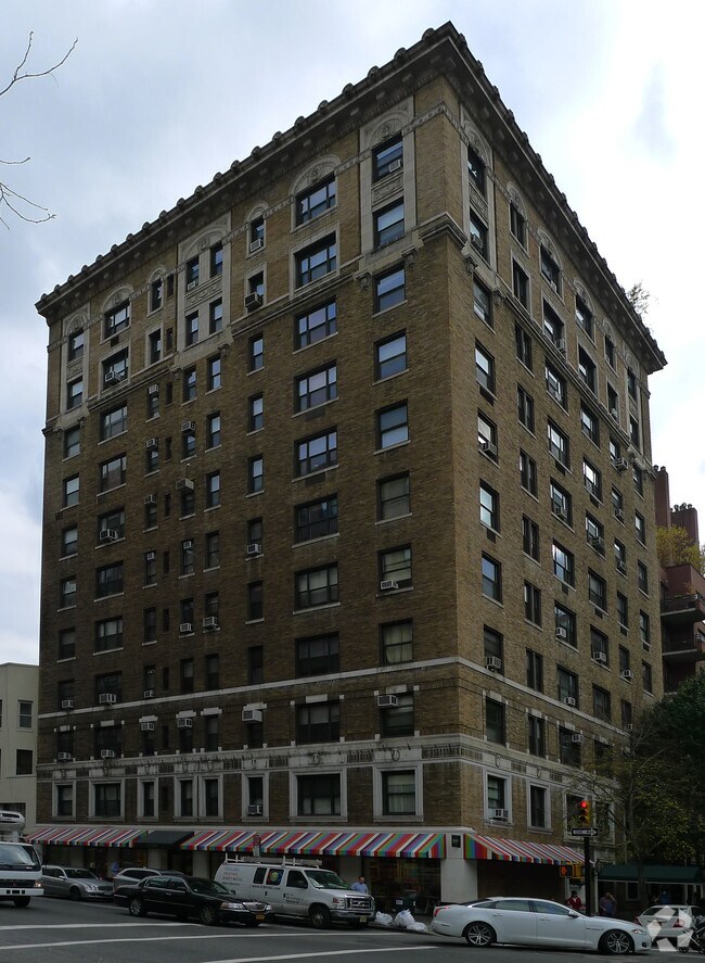 145 - 149 E 74th St - 145-149 E 74th St