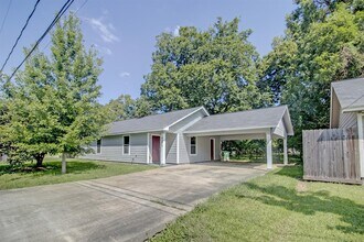 Building Photo - 1022 Jeff St