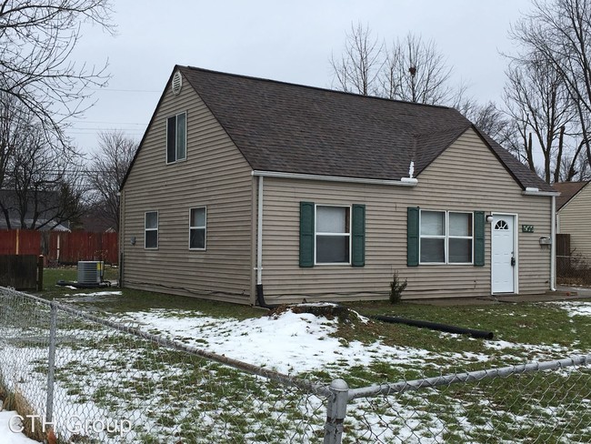 Building Photo - 3 br, 1 bath House - 955 Antwerp Rd.