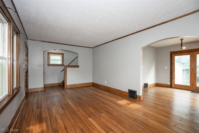 Foto del edificio - 888 Harrison Ave