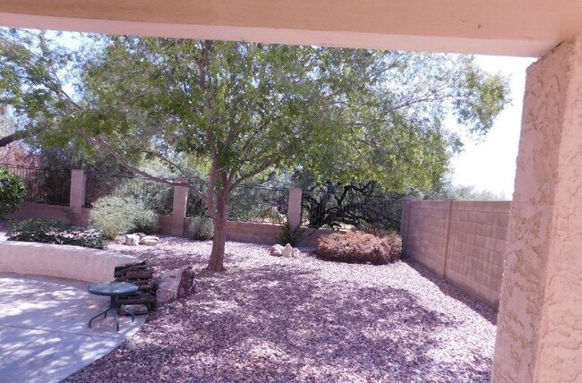 Foto del edificio - Desirable North Phoenix  Home with 1 Downs...