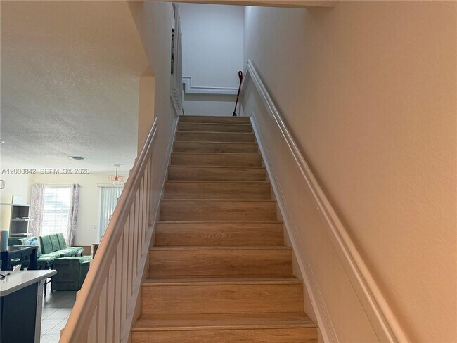 Foto del edificio - 3329 NW 11th Ave