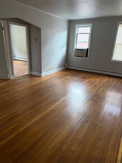 Foto principal - 39-18 208th St
