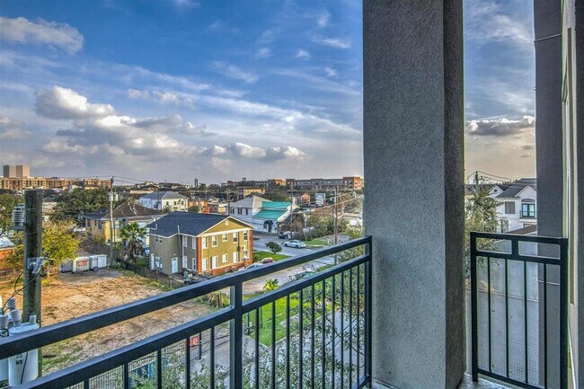 Foto del edificio - 1010 Rosine St