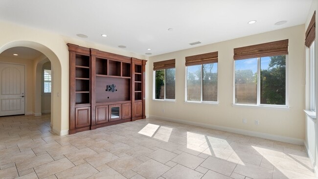 Foto del edificio - Stunning 4 Bedroom Home in Aliso Viejo!