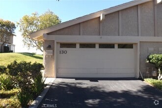 Building Photo - 130 Avenida Adobe