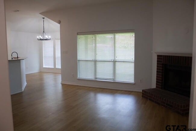 Building Photo - 11380 Derby Dr