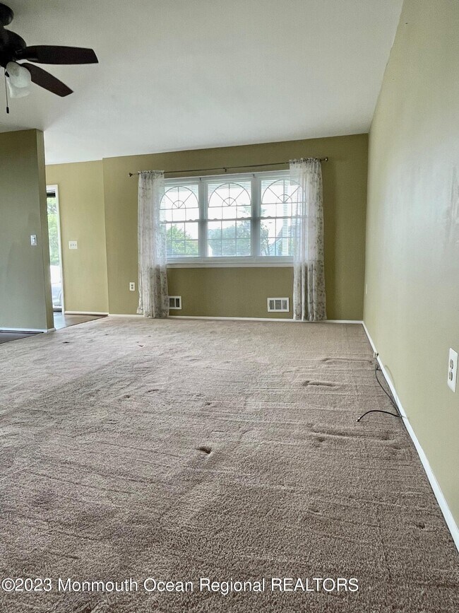 Building Photo - 3284 Mystic Port Pl