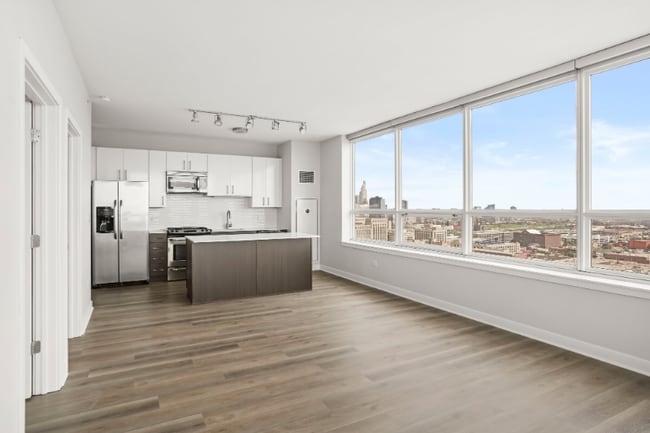 Building Photo - 781 W Adams St