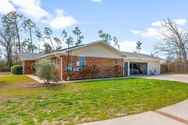 Foto del edificio - 1018 S Kimbrel Ave