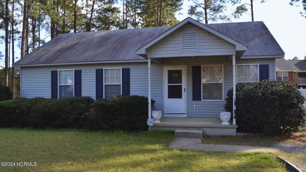 Primary Photo - 210 Pecan Grove Dr