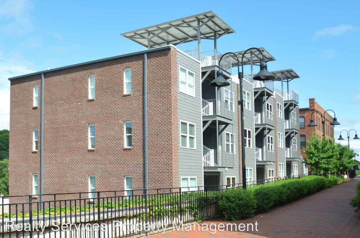 Primary Photo - 51 11th St