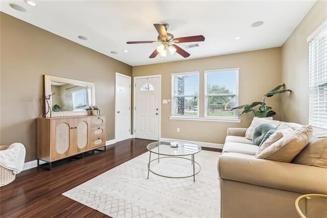 Foto del edificio - 5605 Canal Blvd