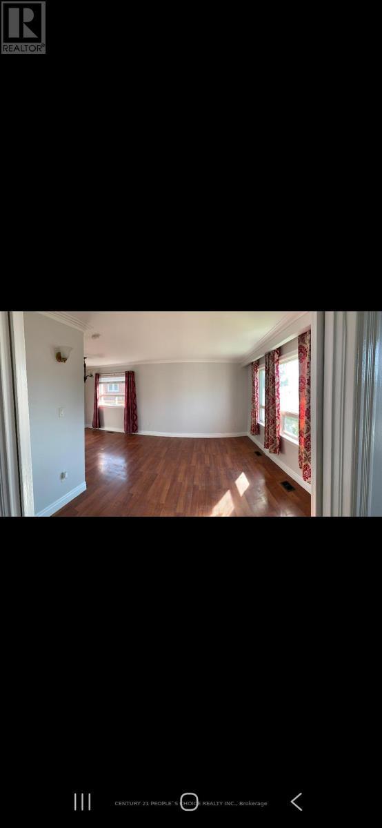 Building Photo - 93 Clarence St