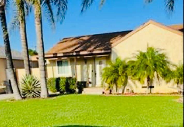 Photo - 8895 Bennett Ave (Fontana, CA)